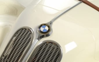 BMW 328 Blanc Chateu